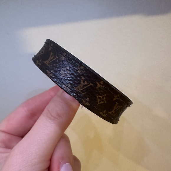 Louis Vuitton Nano Monogram Bracelet - Picture 5 of 6